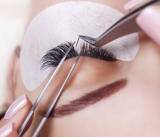 Amia Lashes Studio Eyelash Waxing Tattoo Lashes Beauty Salon in Houston 93